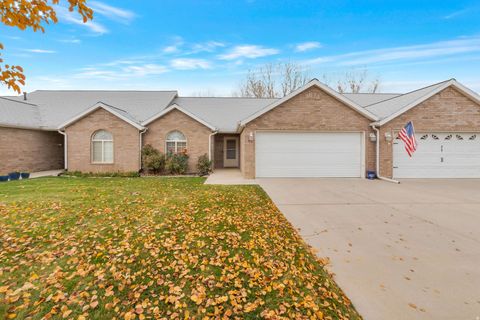 Photo of 88 S 400 W, Spanish Fork, UT 84660 (MLS # 2123196)