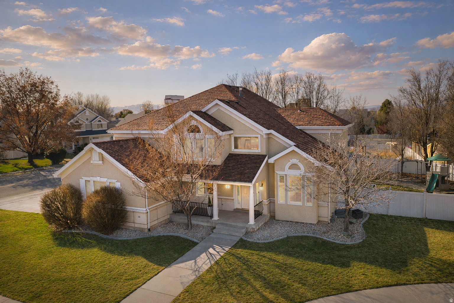 QUAIL HOLLOW - Residential