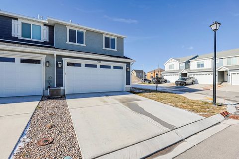 Tiny photo for 920 N CANVASBACK DR, Lehi, UT 84048 (MLS # 2130410)