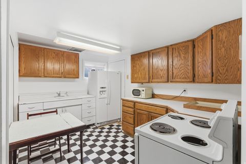 Tiny photo for 990 E CEDAR AVE N, Provo, UT 84604 (MLS # 2127058)