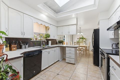 Tiny photo for 990 E CEDAR AVE N, Provo, UT 84604 (MLS # 2127058)