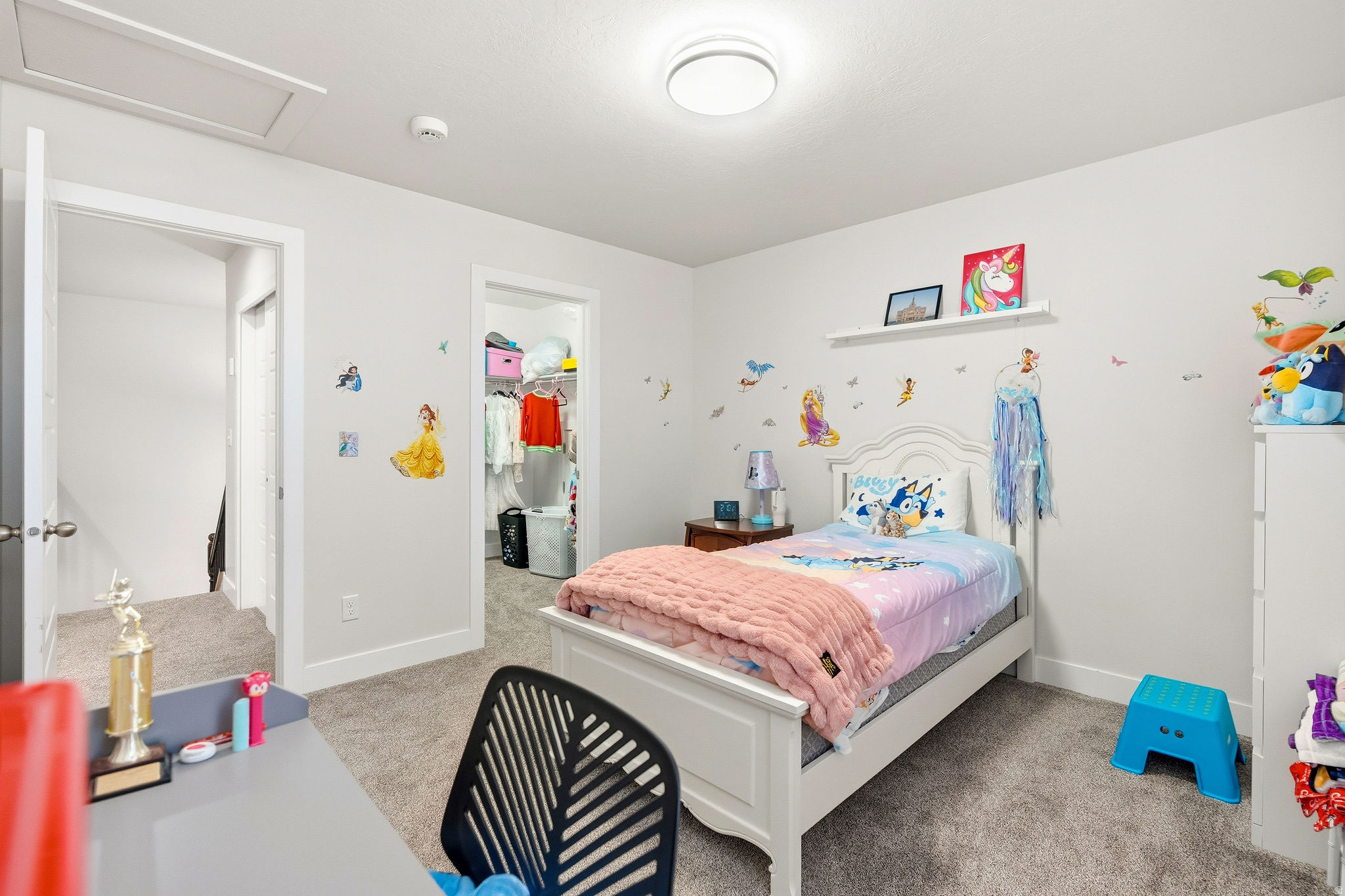 FOX HOLLOW - Residential