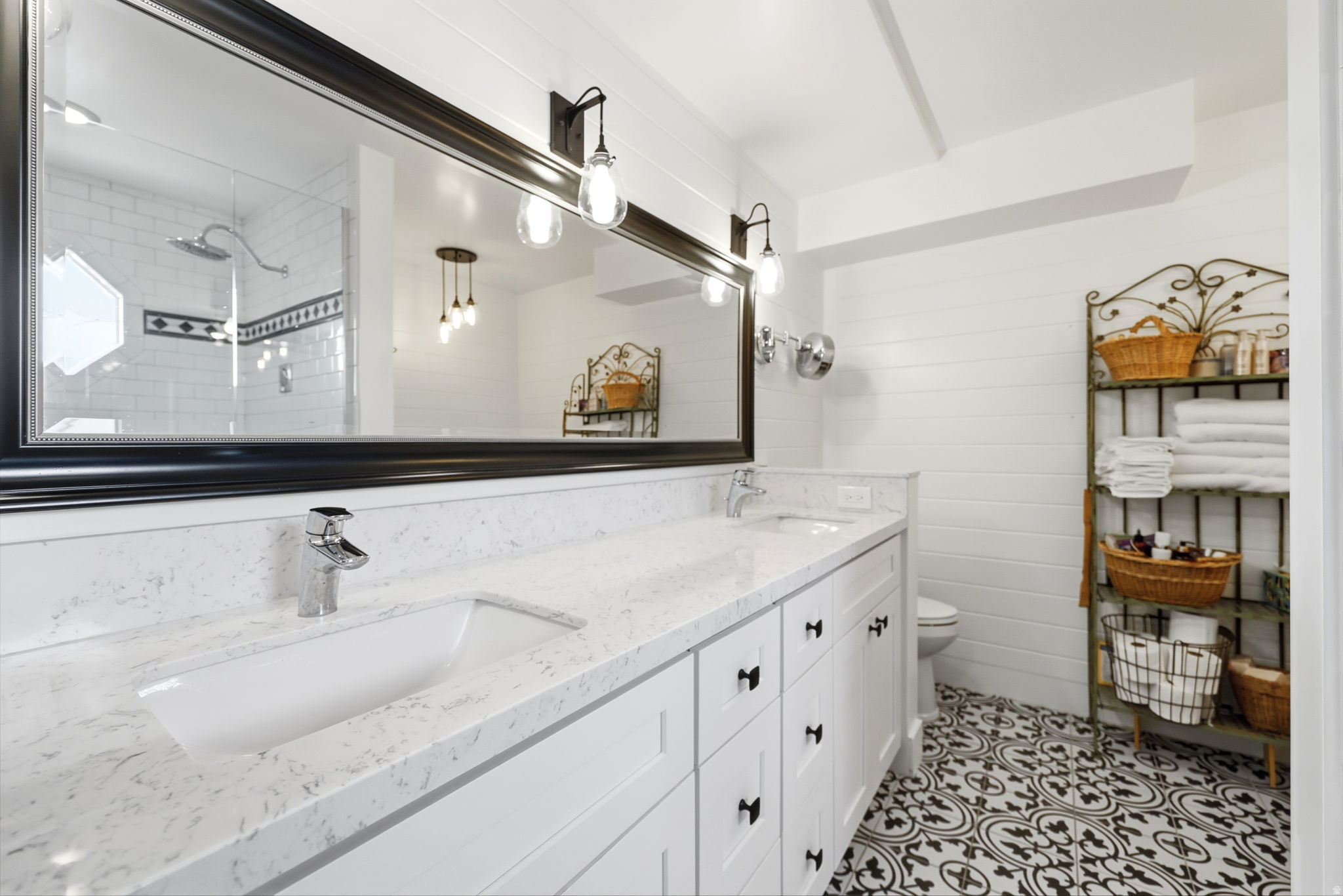 SOMERSET FARMS - Residential