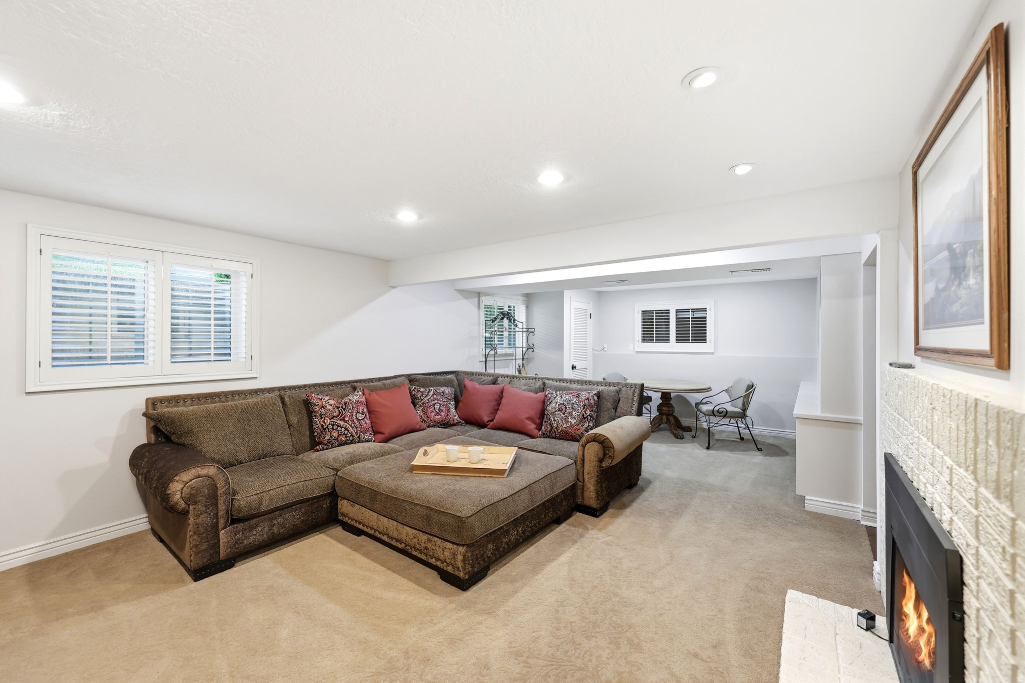 SOMERSET FARMS - Residential