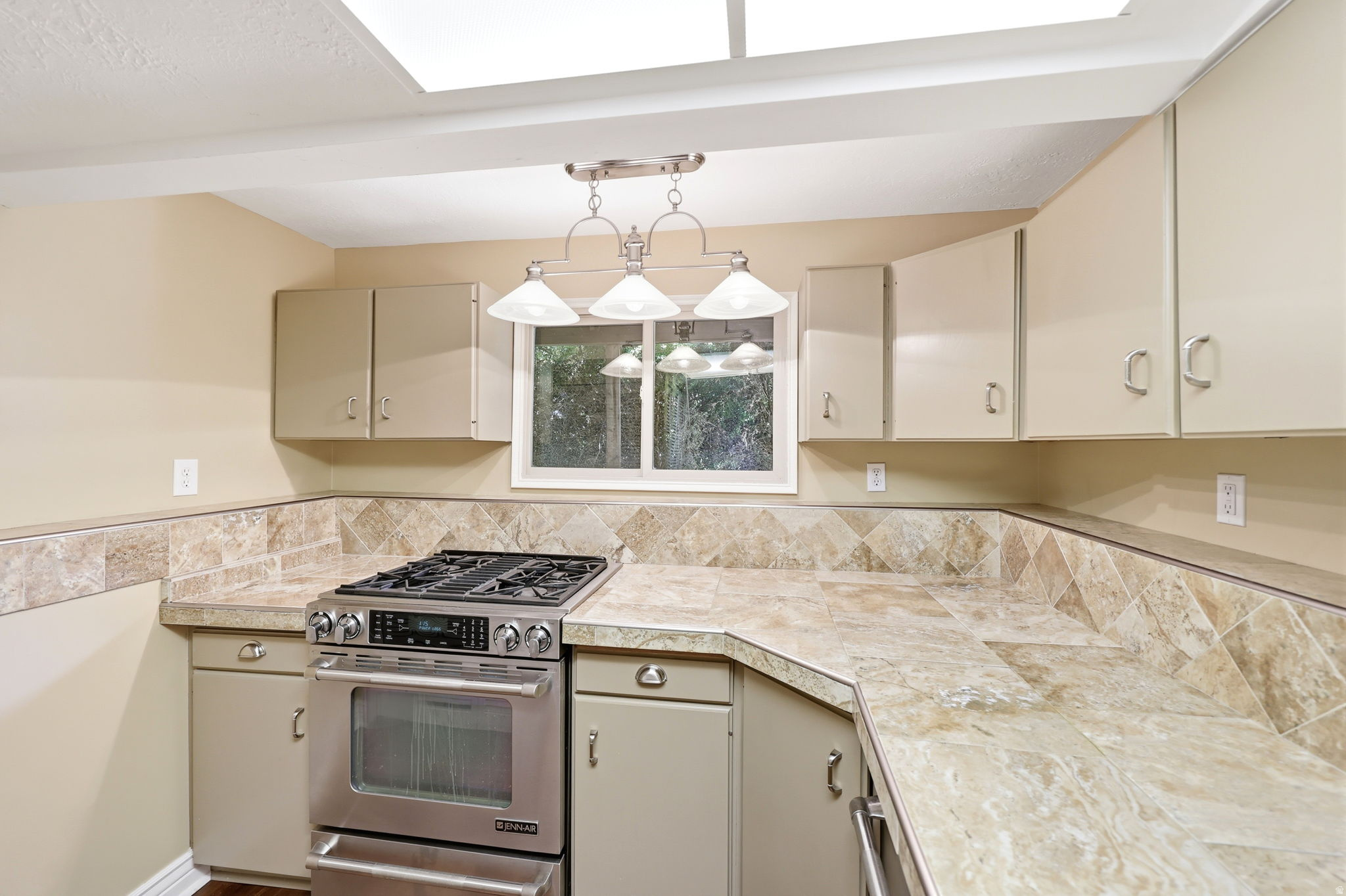 SOMERSET FARMS - Residential