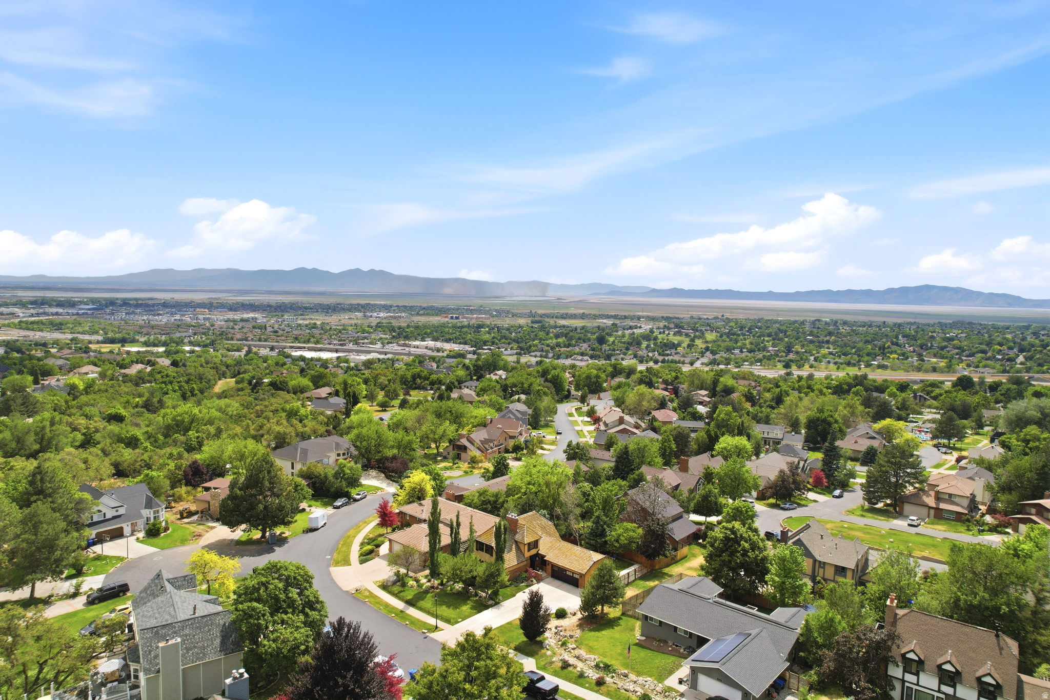 SOMERSET FARMS - Residential