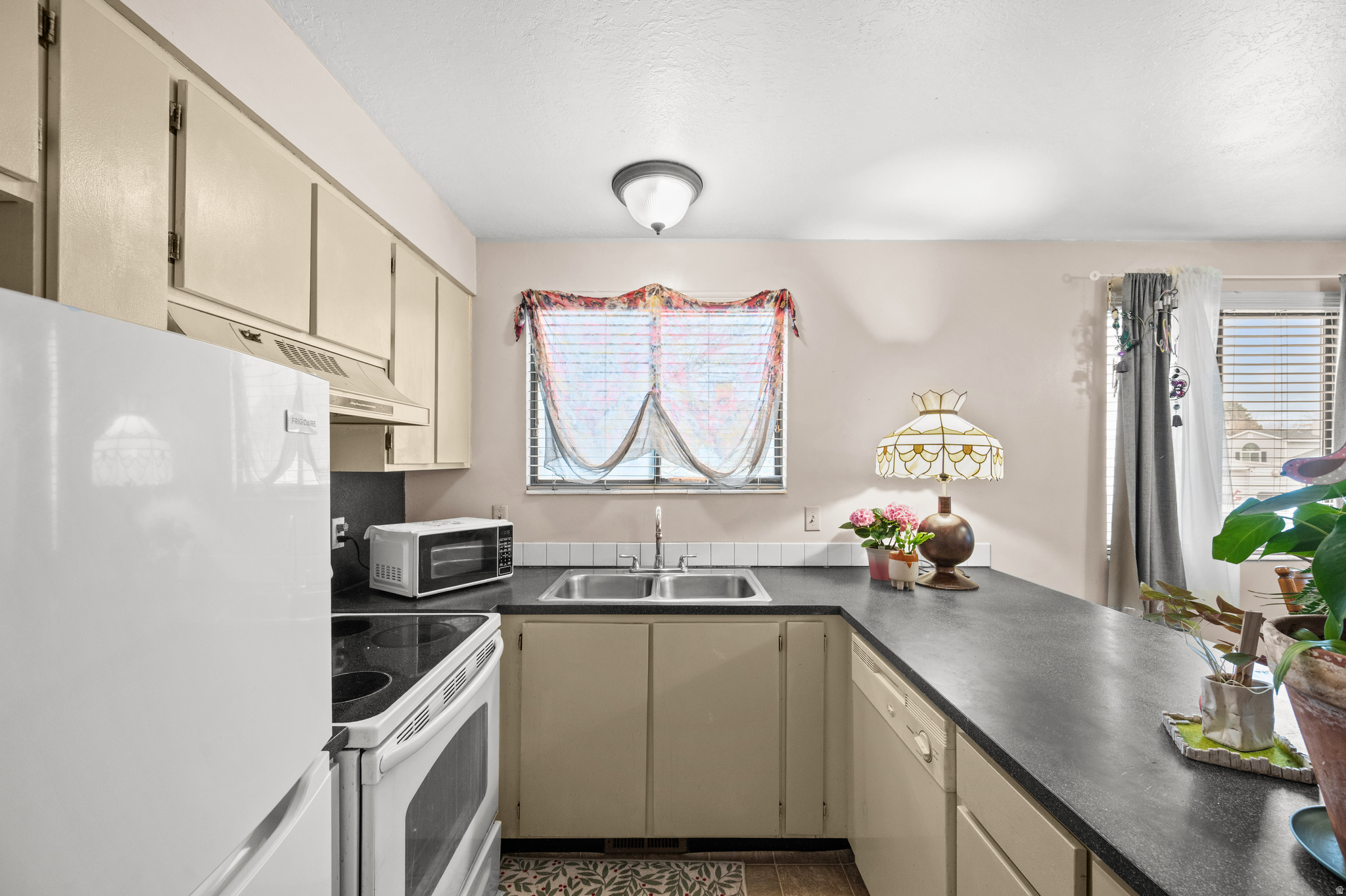 PLEASANT VALLEY PLAT A - Residential