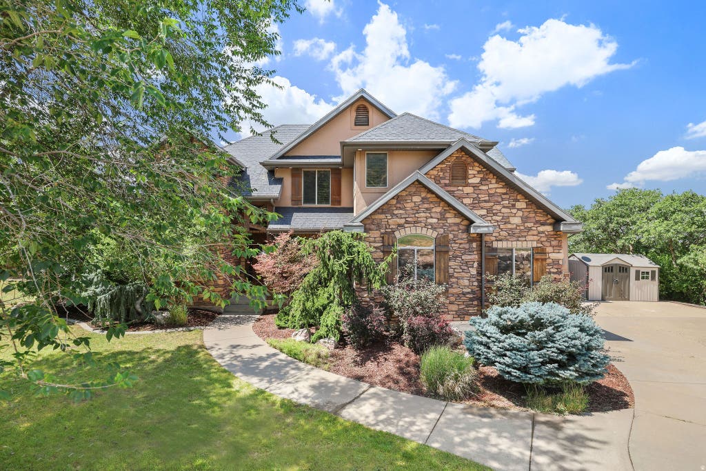 Photo of 3150 E 25 S, Layton, UT 84040 (MLS # 2175793)