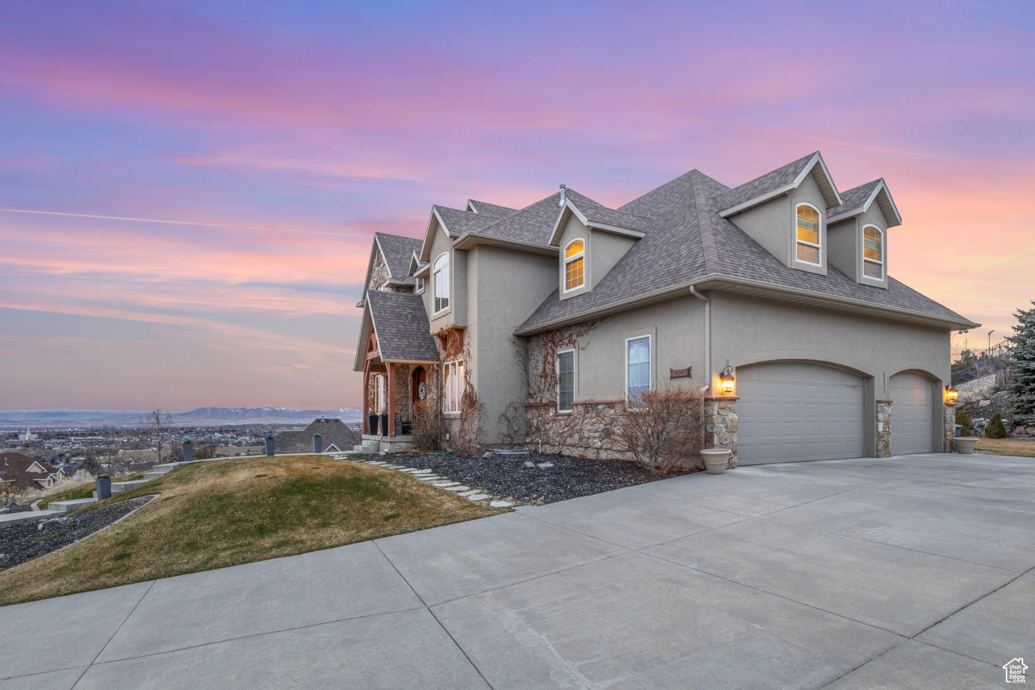 9008 N Forest Lake Cir, Cedar Hills, Utah image 9