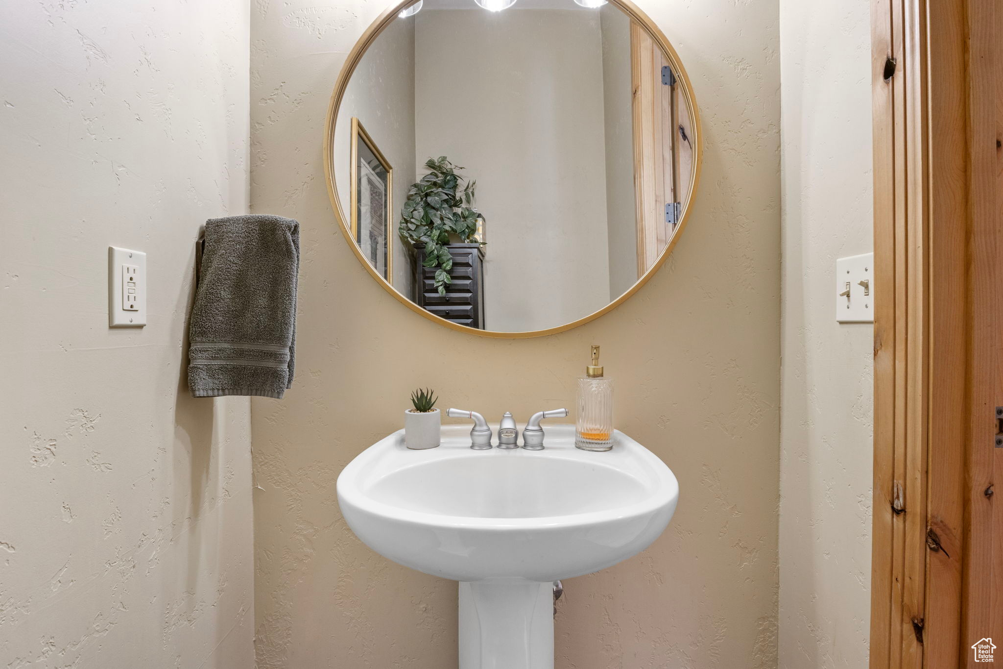9008 N Forest Lake Cir, Cedar Hills, Utah image 29