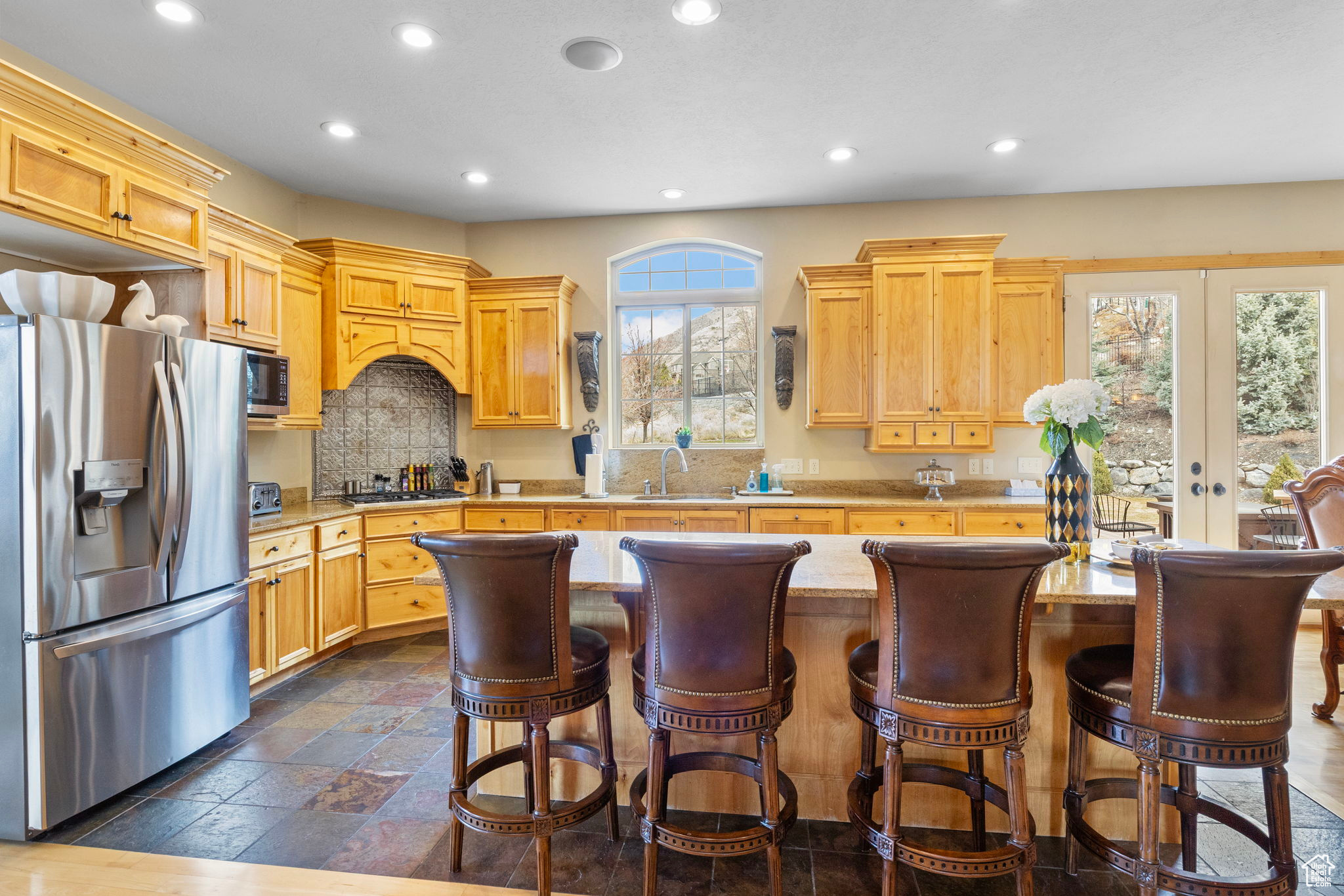 9008 N Forest Lake Cir, Cedar Hills, Utah image 22