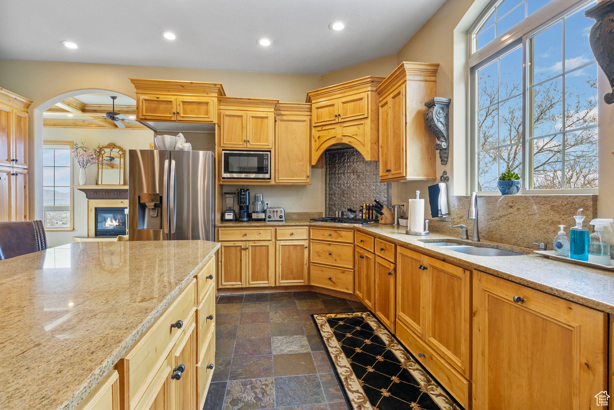 9008 N Forest Lake Cir, Cedar Hills, Utah image 19