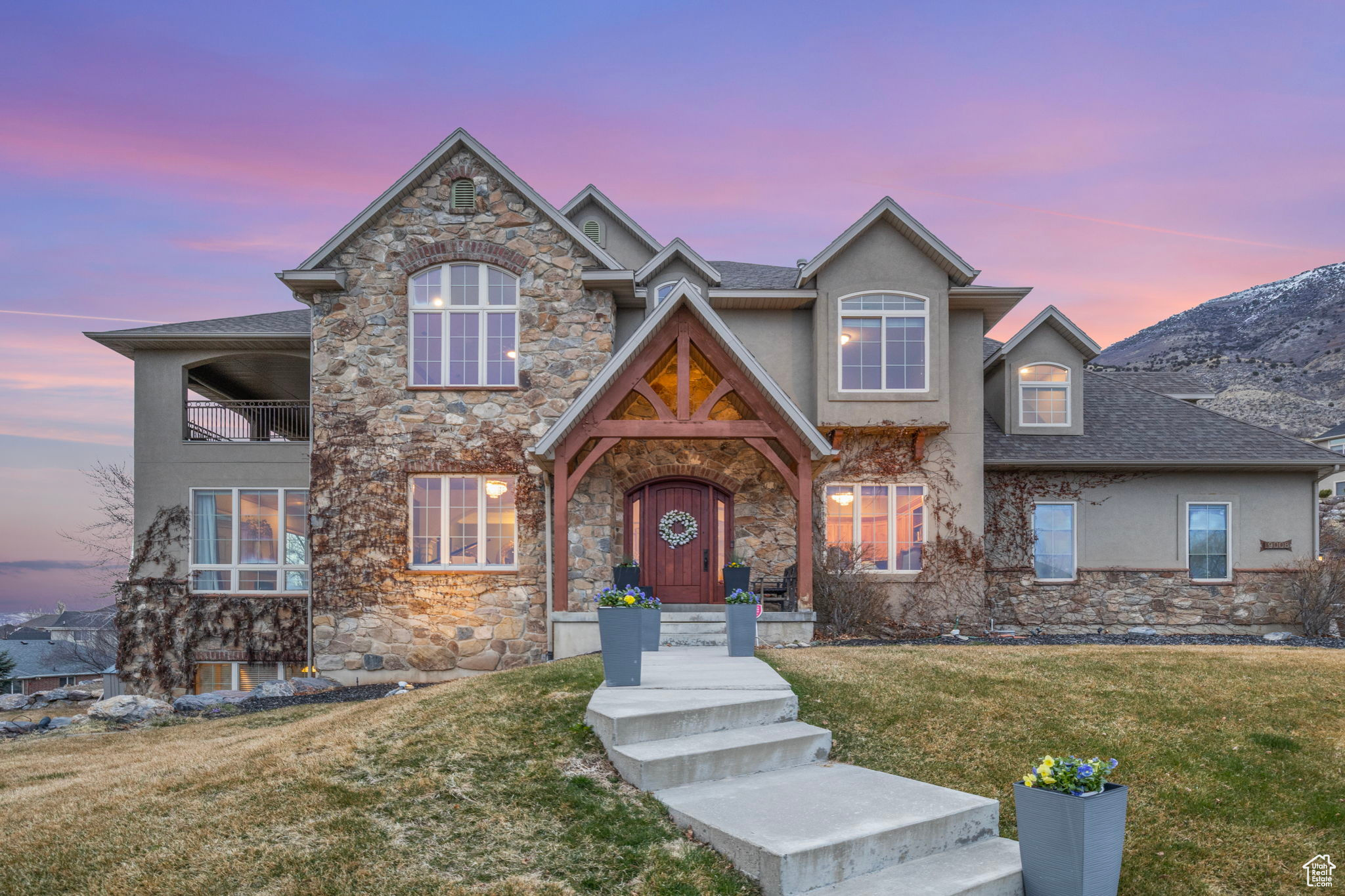 9008 N Forest Lake Cir, Cedar Hills, Utah image 1