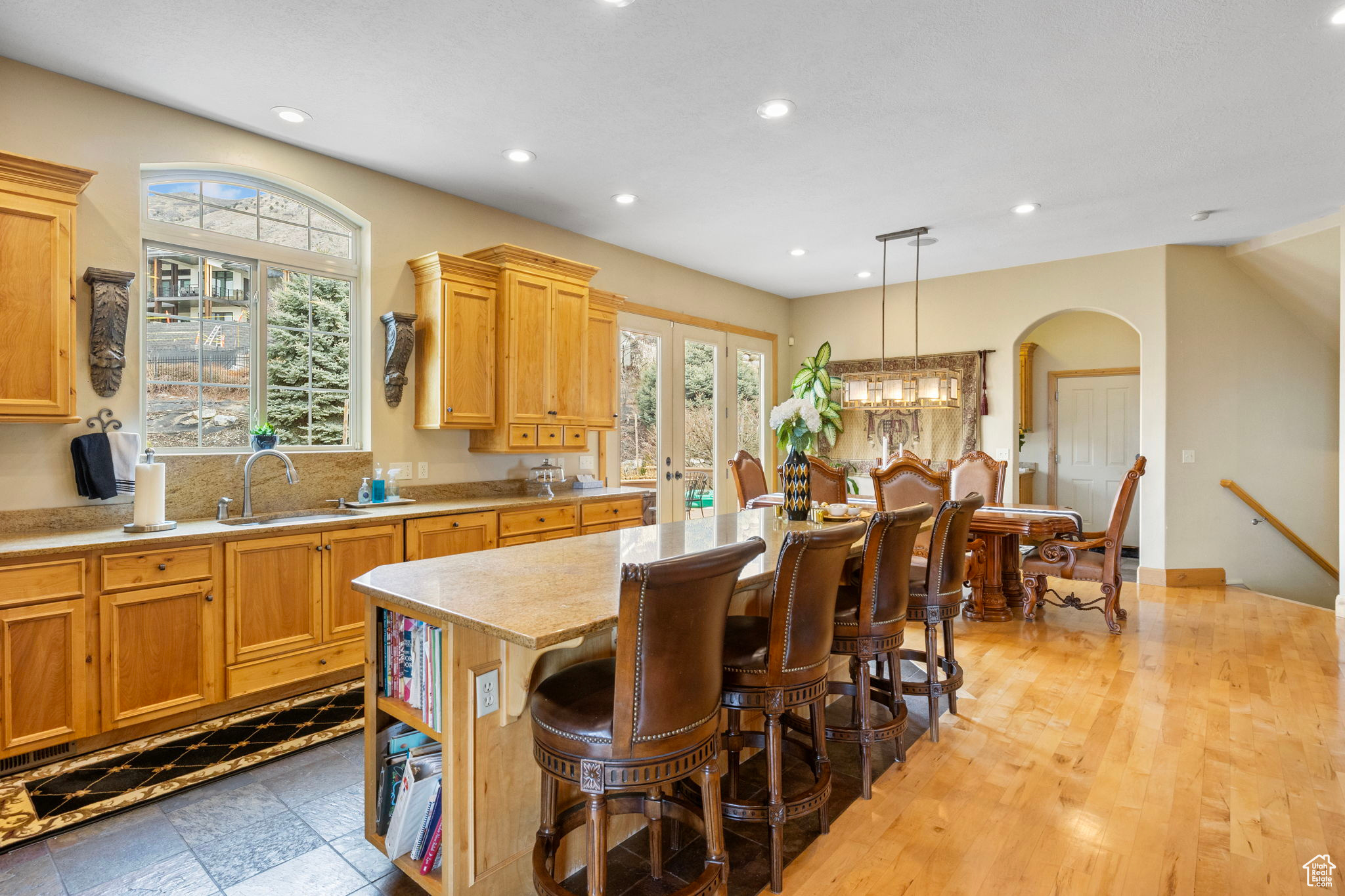 9008 N Forest Lake Cir, Cedar Hills, Utah image 23