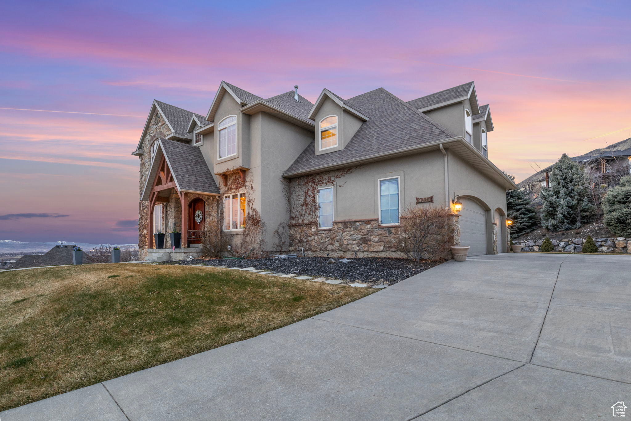 9008 N Forest Lake Cir, Cedar Hills, Utah image 10