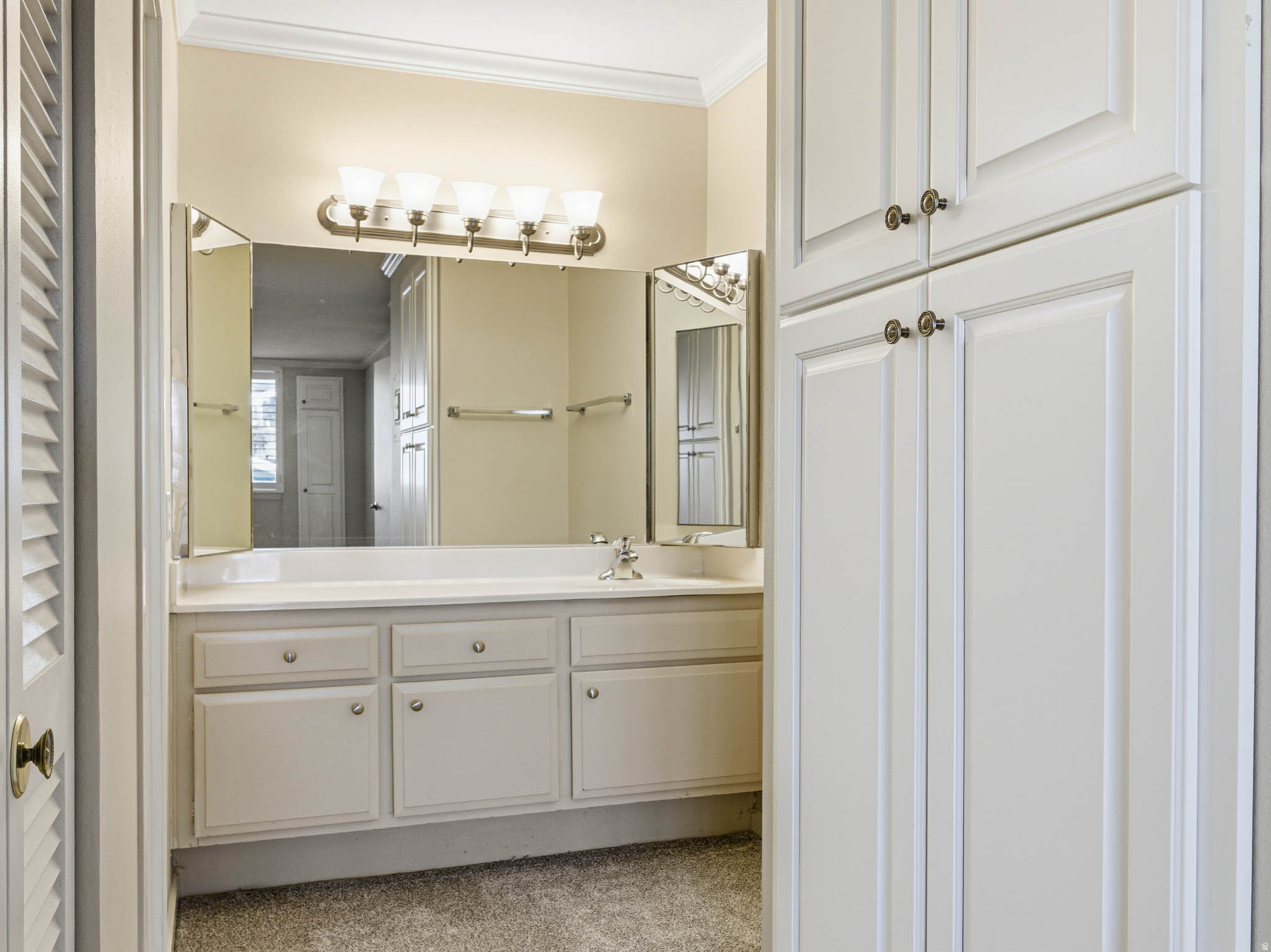 ZION SUMMIT - Residential