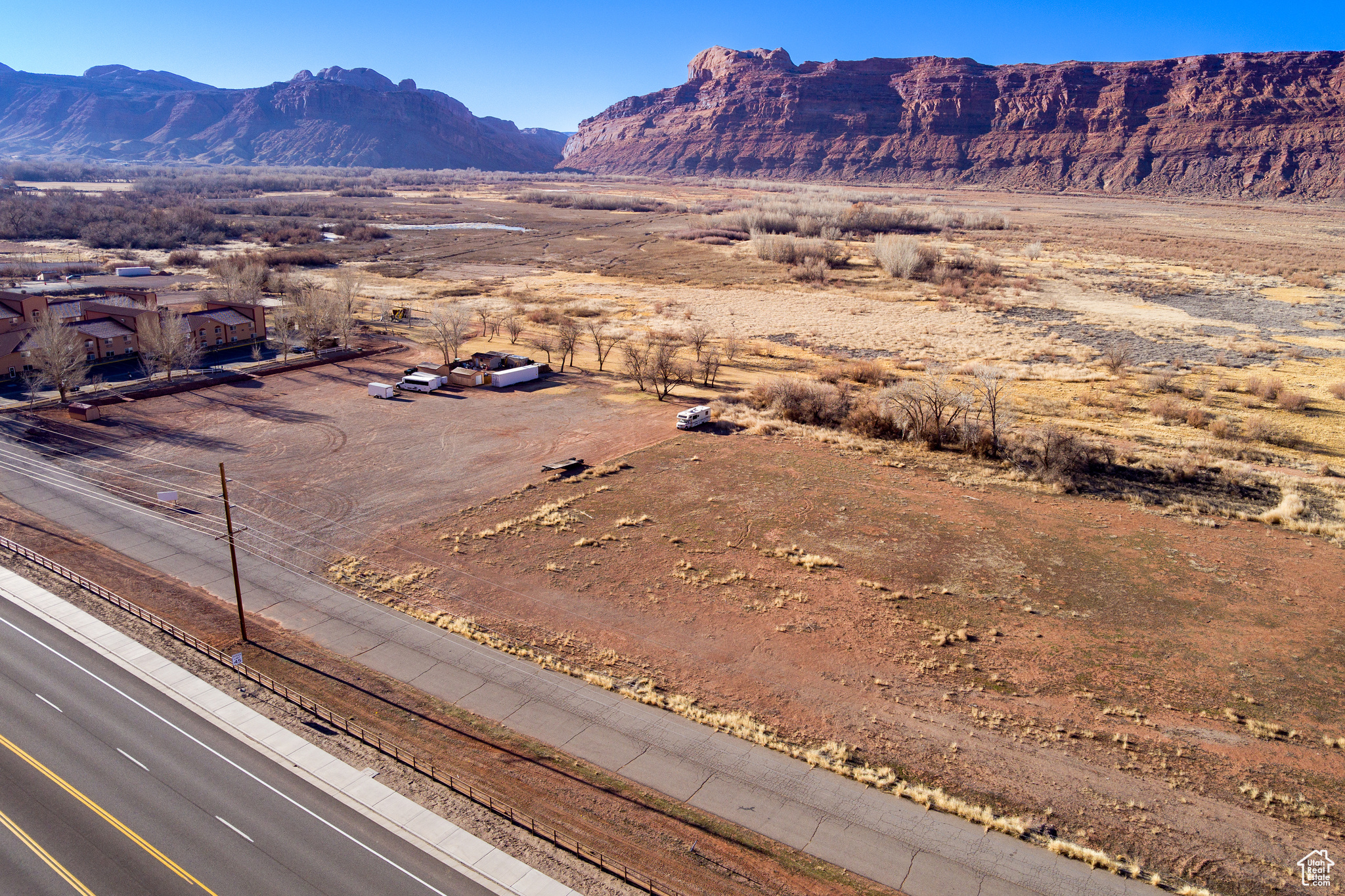 1653 N Riverview Dr, Moab, Utah image 8