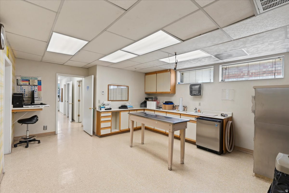 COLUMBIA SUB - Commercial Sale