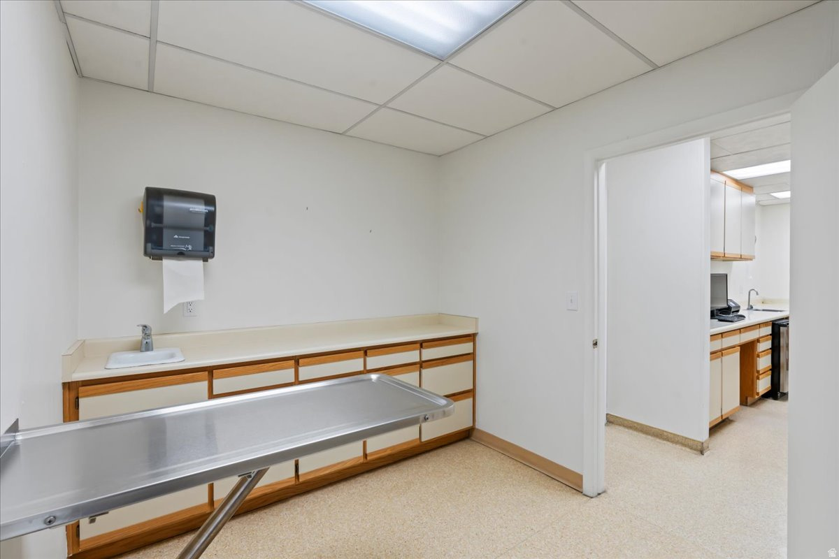 COLUMBIA SUB - Commercial Sale