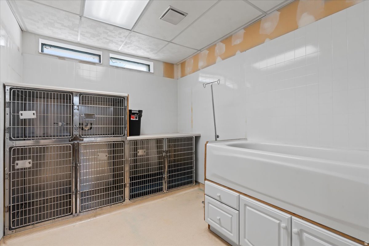 COLUMBIA SUB - Commercial Sale