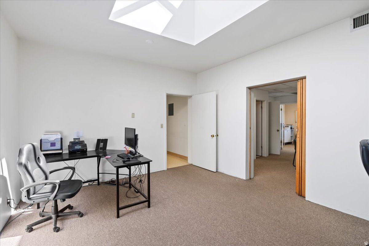 COLUMBIA SUB - Commercial Sale