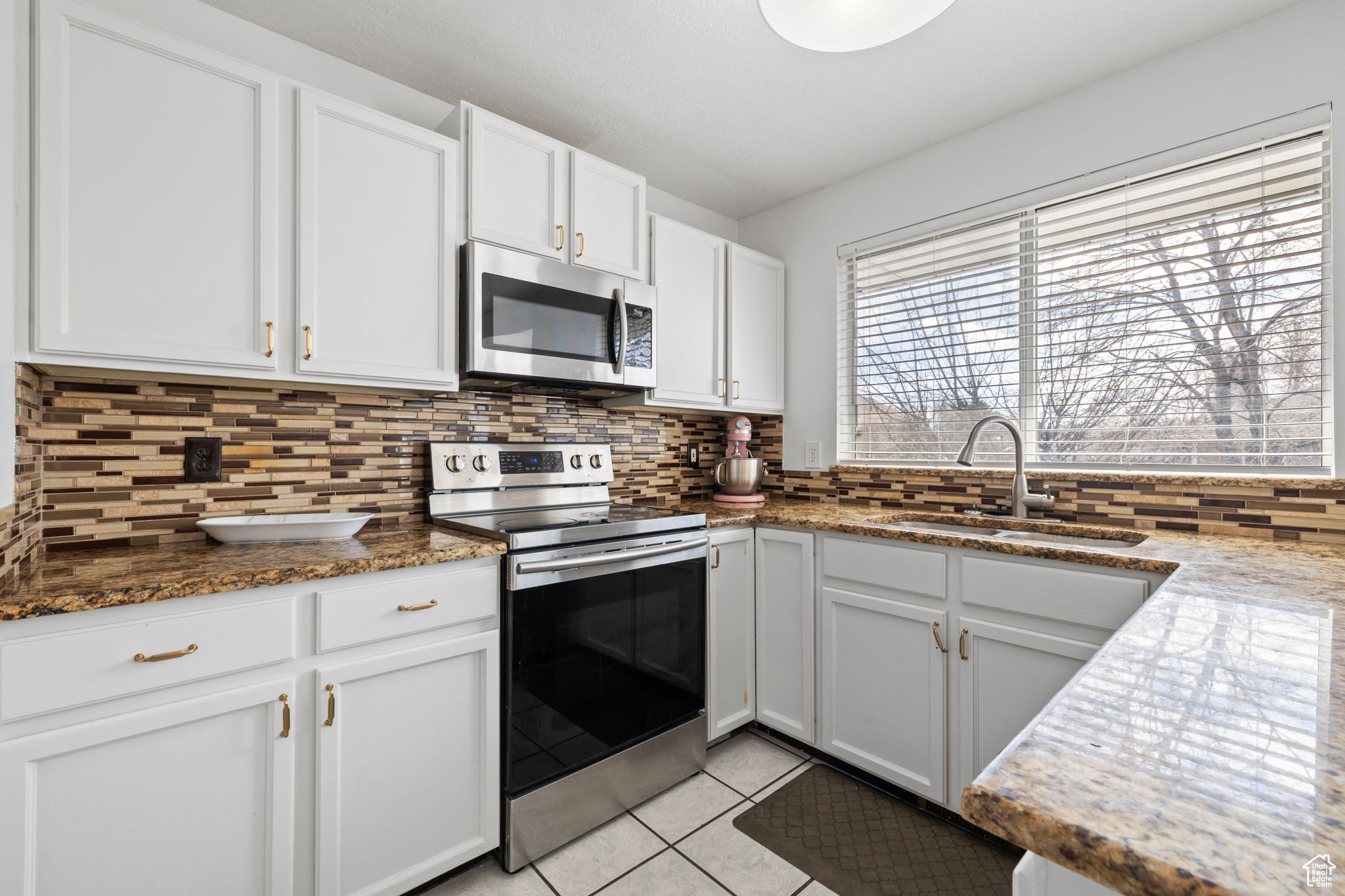 3963 W Donwald St, South Jordan, Utah image 10