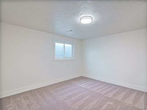 Tiny photo for 5229 S KINGSWOOD DR, Taylorsville, UT 84129 (MLS # 2132527)