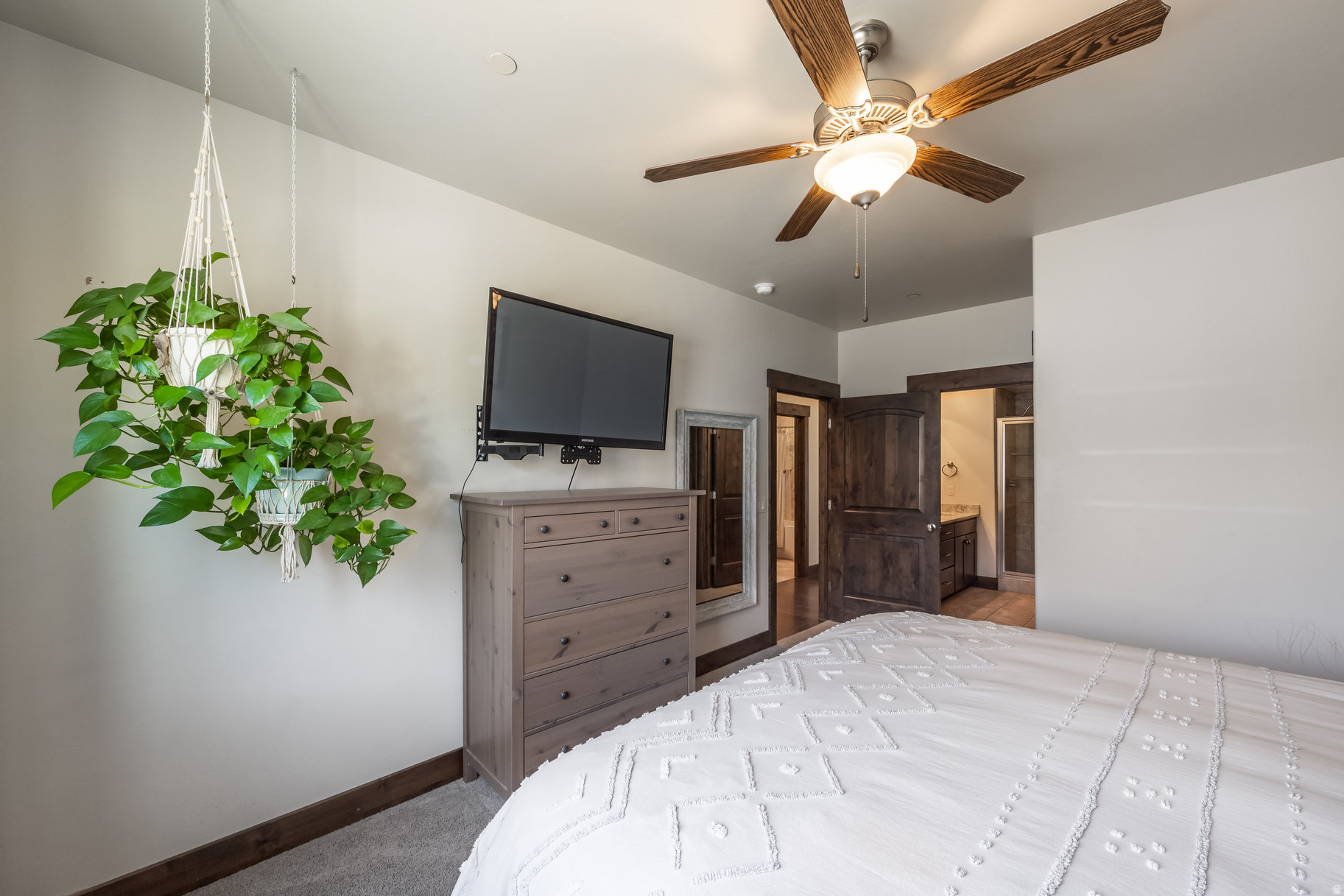 BLACK ROCK RIDGE - Residential