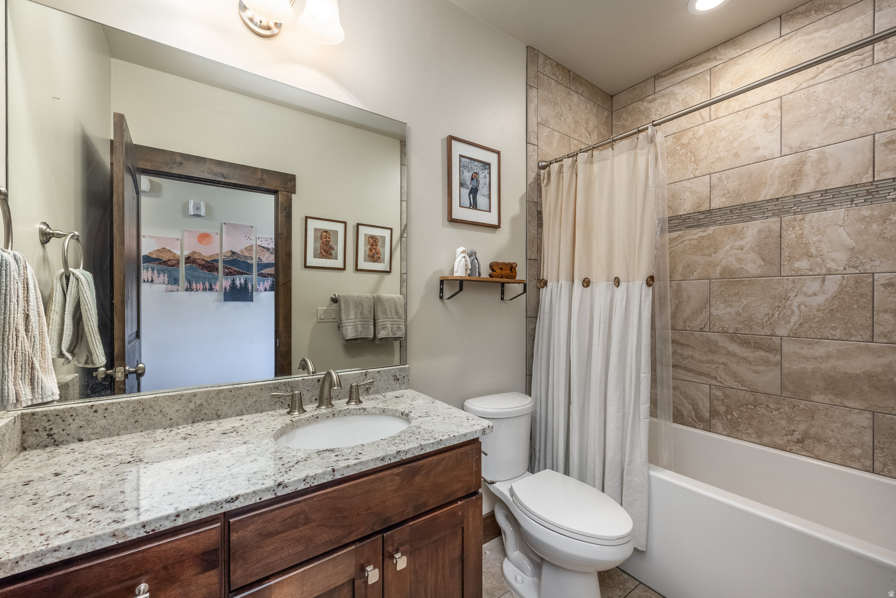 BLACK ROCK RIDGE - Residential