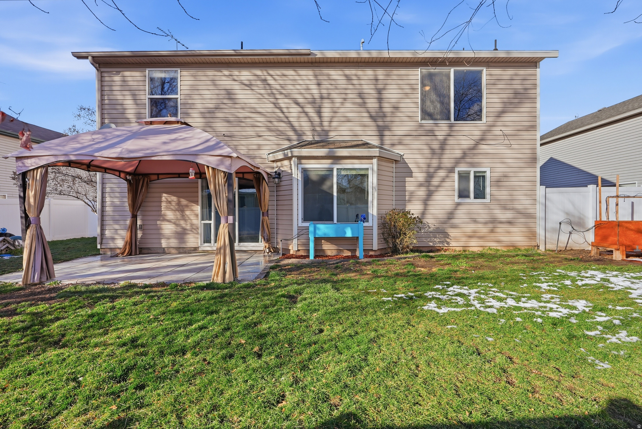 FOX HOLLOW - Residential