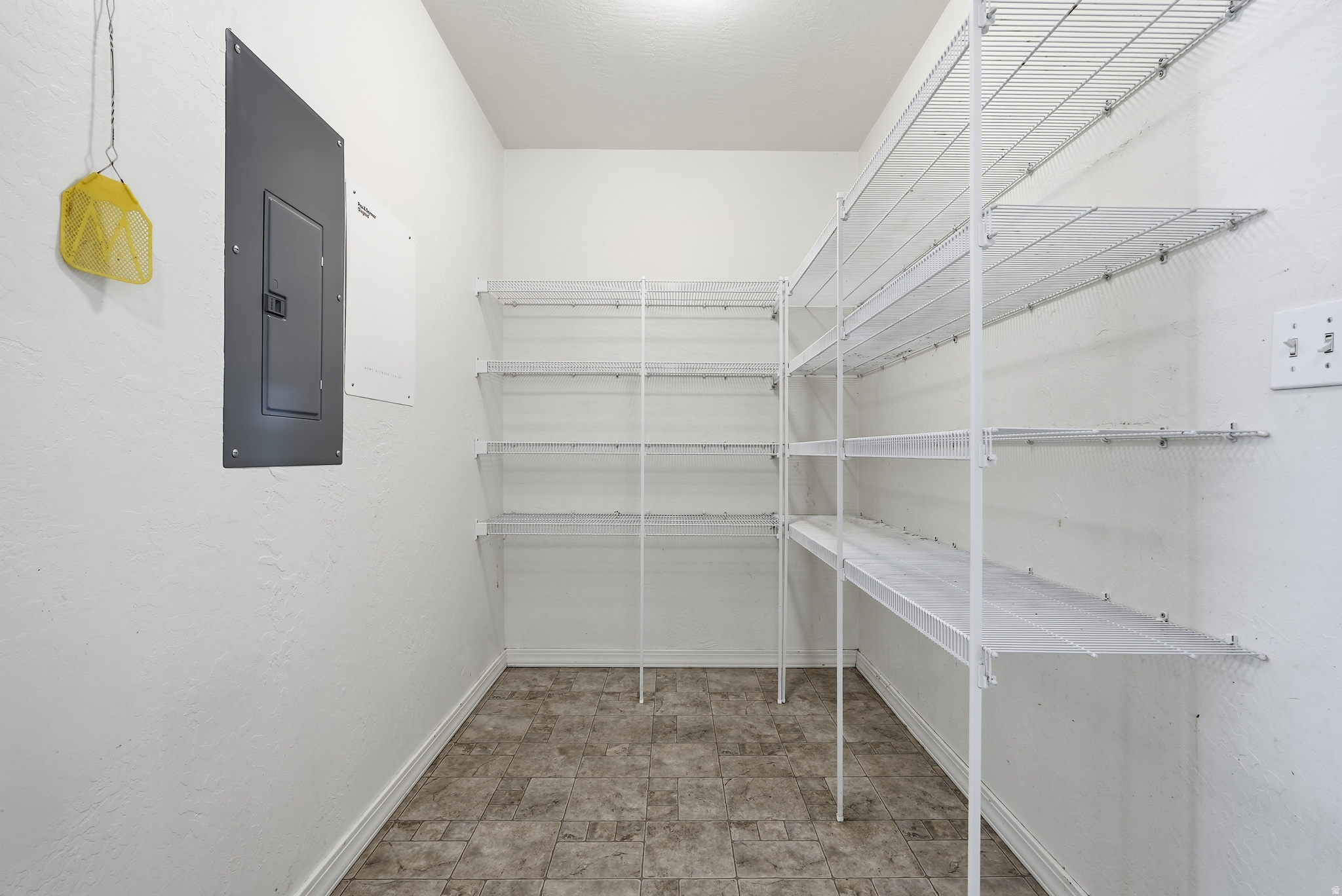 FOX HOLLOW - Residential