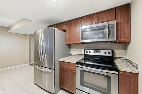 Tiny photo for 2569 E CANTERBURY LN, Cottonwood Heights, UT 84121 (MLS # 2125929)