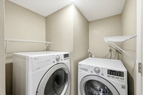 Tiny photo for 2569 E CANTERBURY LN, Cottonwood Heights, UT 84121 (MLS # 2125929)