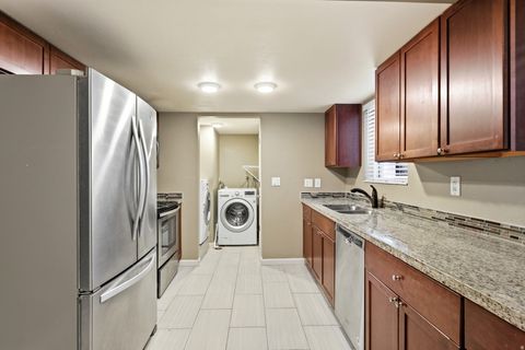 Tiny photo for 2569 E CANTERBURY LN, Cottonwood Heights, UT 84121 (MLS # 2125929)