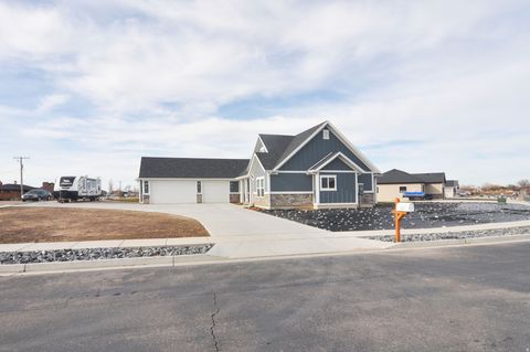 Tiny photo for 382 S 4350 W, Ogden, UT 84404 (MLS # 2126888)