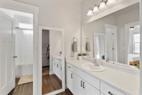 Tiny photo for 947 W CORAL CHARM WAY #K201, Saratoga Springs, UT 84045 (MLS # 2135820)