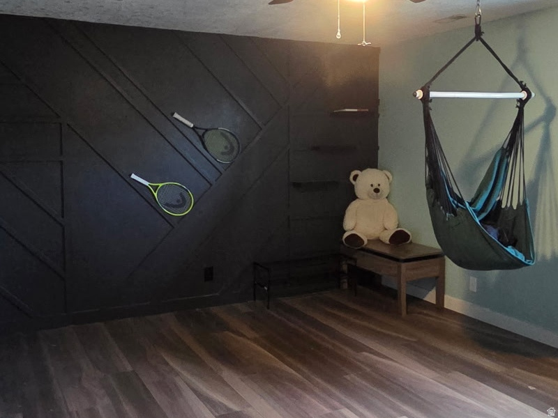 LELAND PARK - Residential