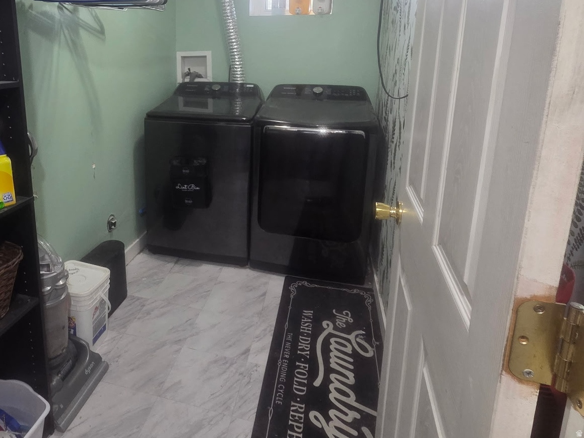 LELAND PARK - Residential