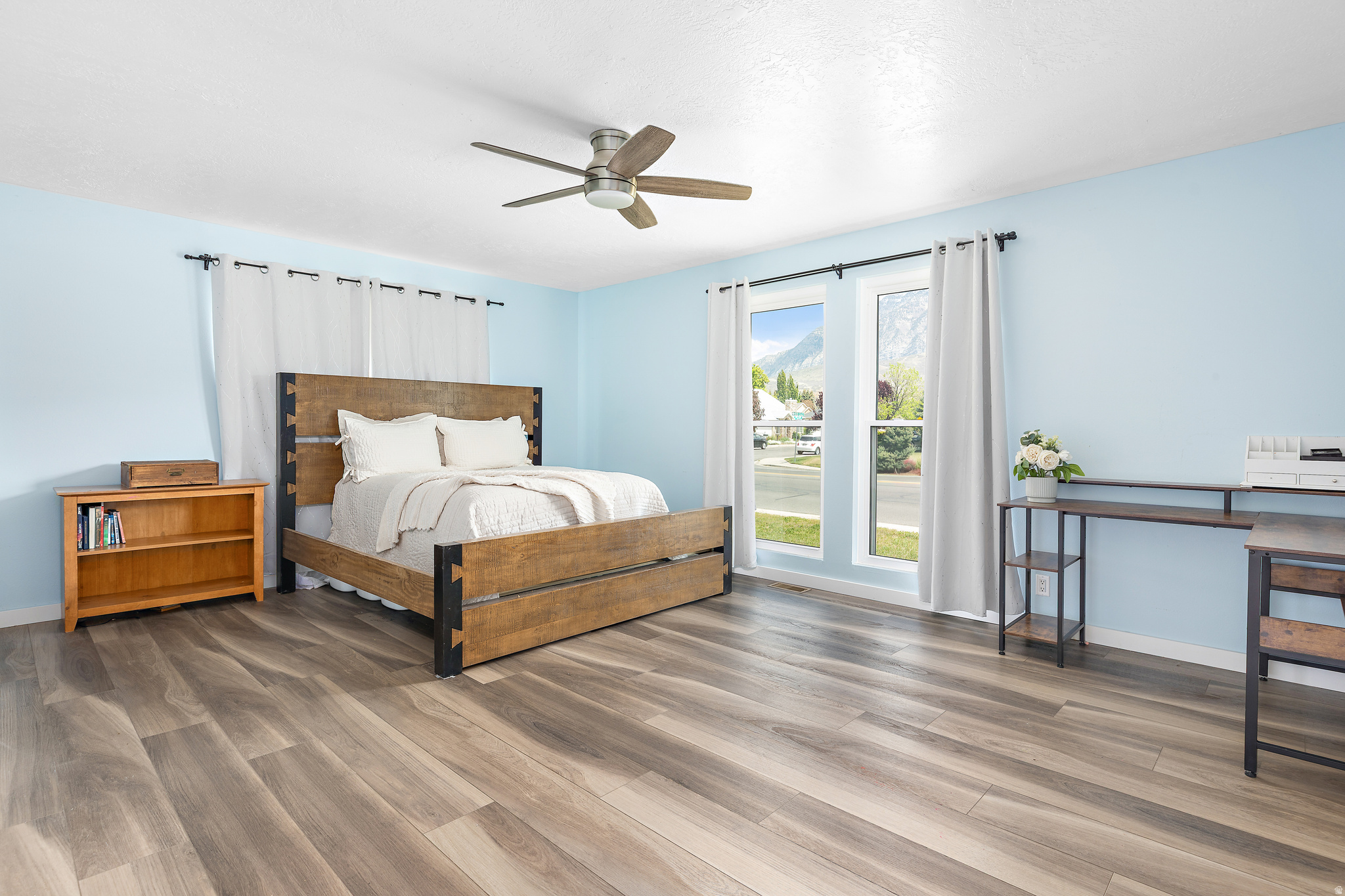 LELAND PARK - Residential