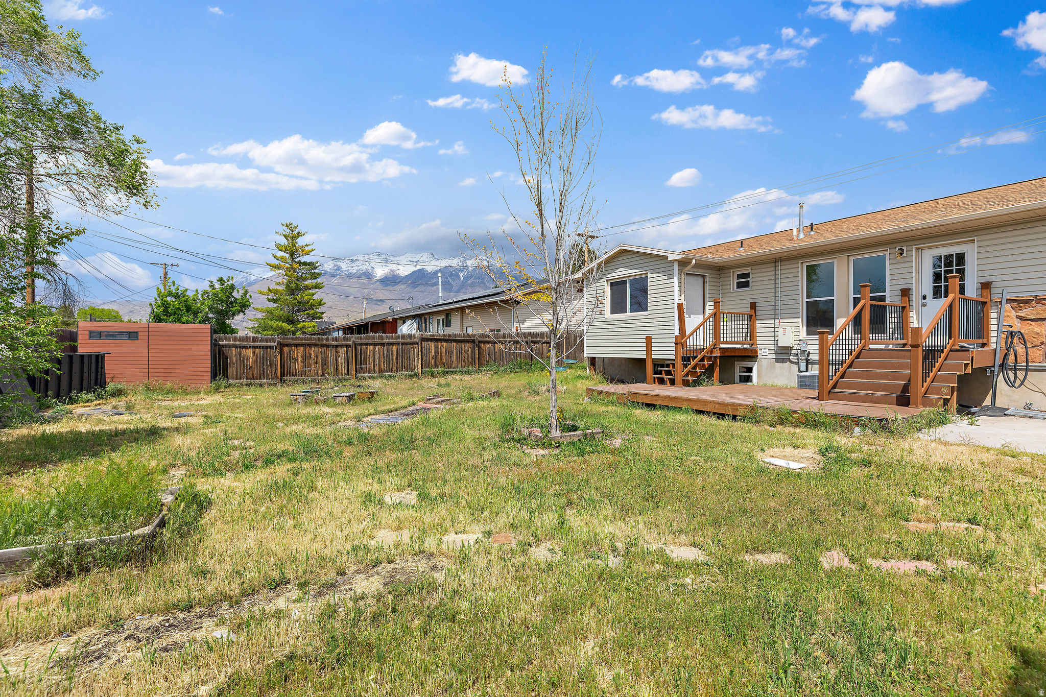 LELAND PARK - Residential