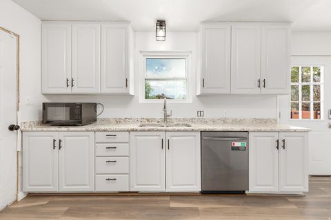 Tiny photo for 386 S 800 E, Orem, UT 84097 (MLS # 2153277)