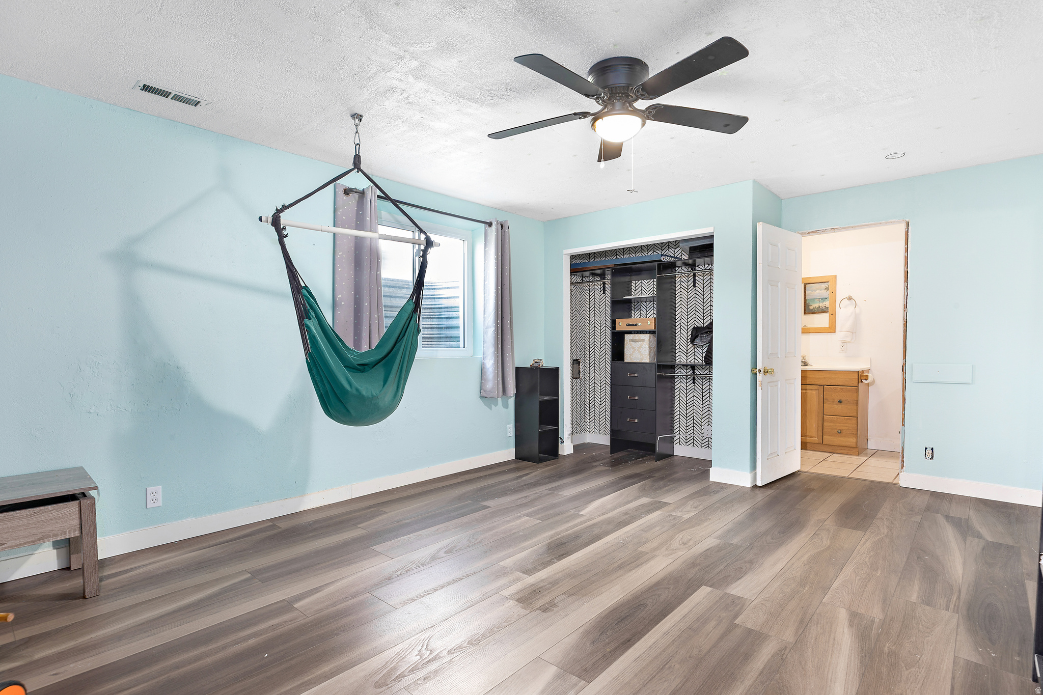 LELAND PARK - Residential