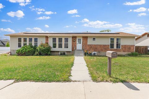 Tiny photo for 386 S 800 E, Orem, UT 84097 (MLS # 2153277)