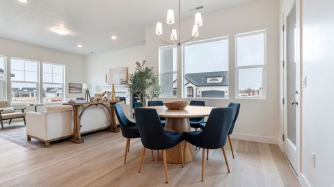 Tiny photo for 531 N LEGEND WAY #B, Mapleton, UT 84664 (MLS # 2123318)