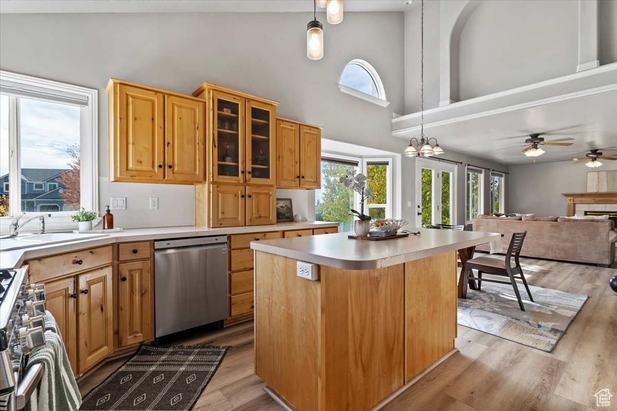 ANTELOPE HILLS - Residential