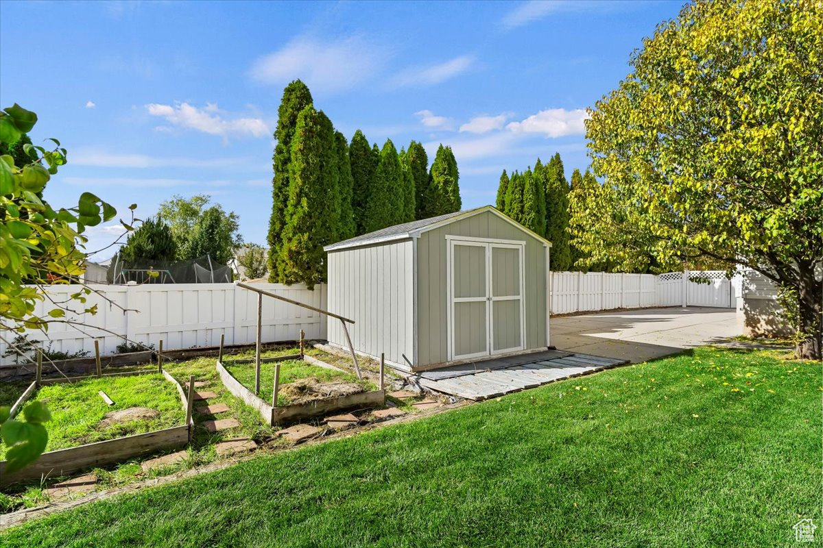 ANTELOPE HILLS - Residential