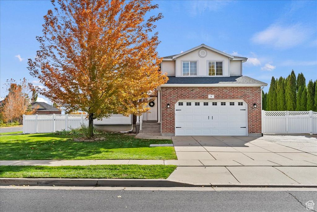 Photo of 9 W 2150 N, Layton, UT 84041 (MLS # 2119196)