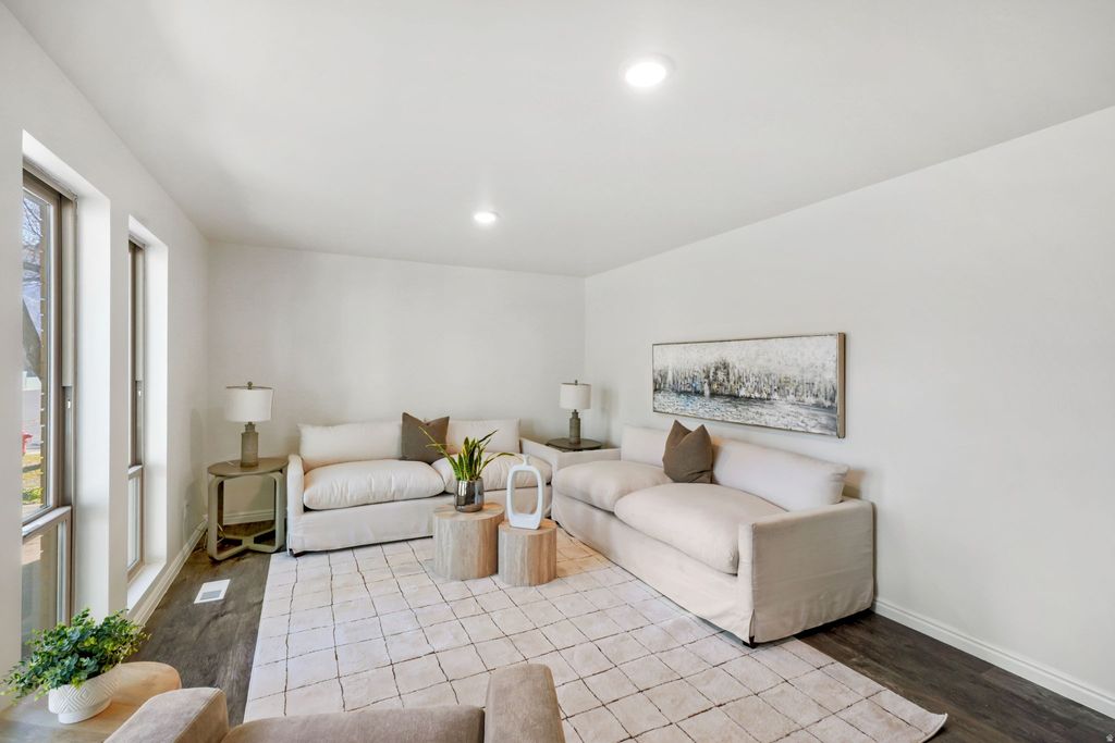 Photo of 886 S 1240 E, Spanish Fork, UT 84660 (MLS # 2134338)