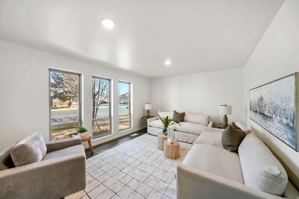 Photo of 886 S 1240 E, Spanish Fork, UT 84660 (MLS # 2134338)