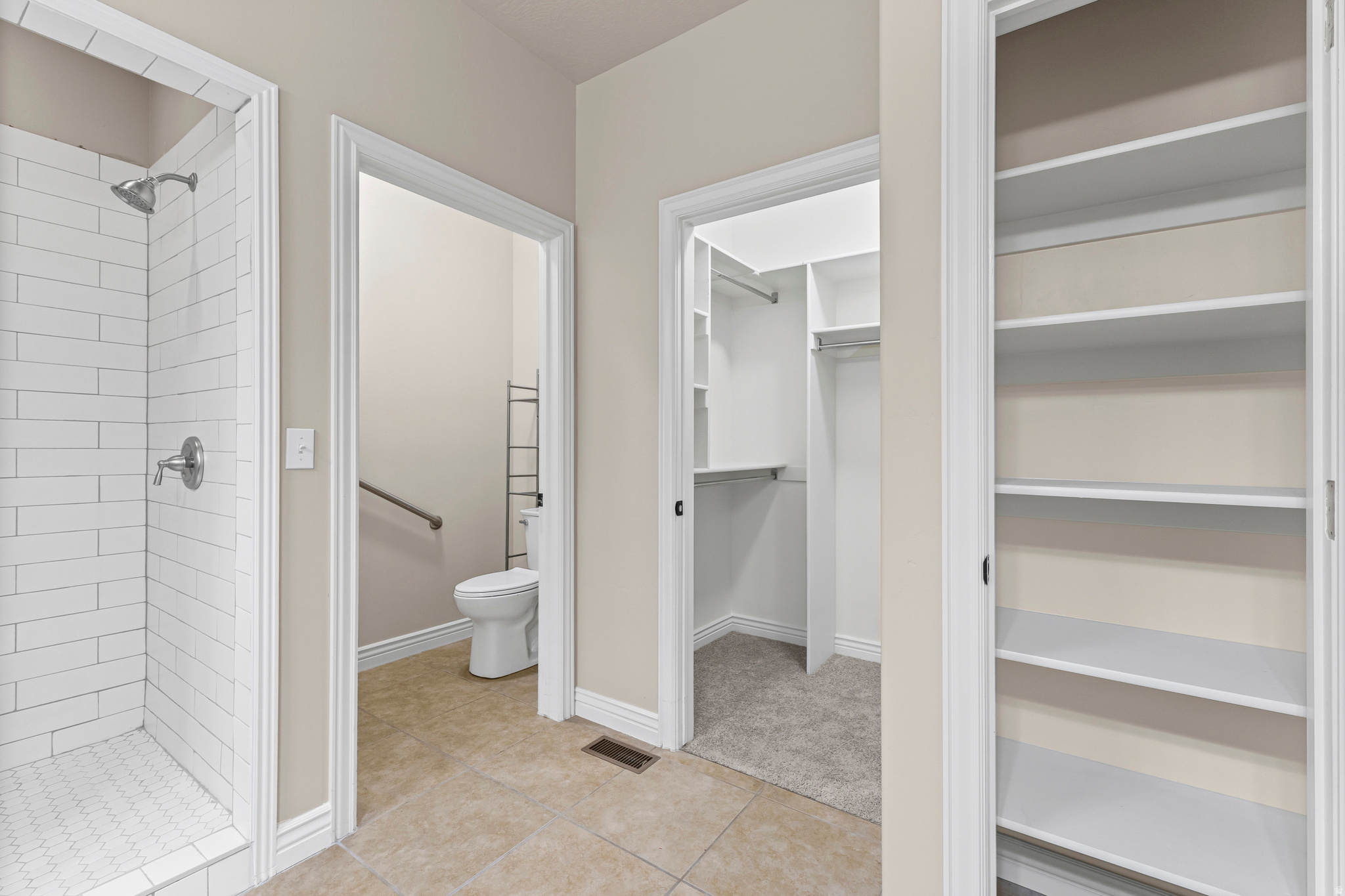 LAKE VIEW TERRACE - Residential